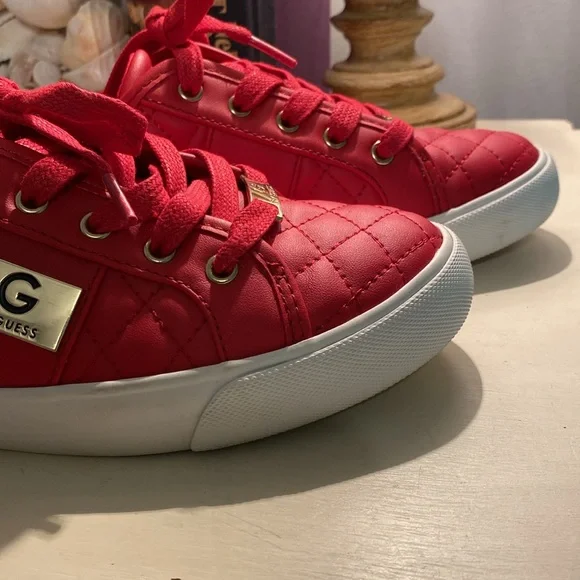 G by Guess red shoes - Picture 4 of 11
